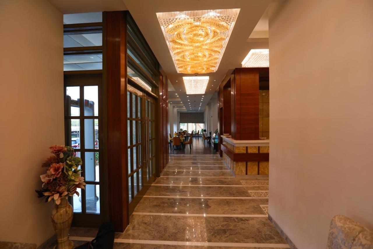 Hotel La New Delhi Exterior foto